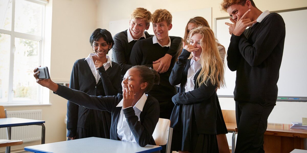 mobile phones schools